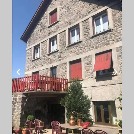 Appartement 2-4 Personnes Besse ベス・エ・サンタナステーズ